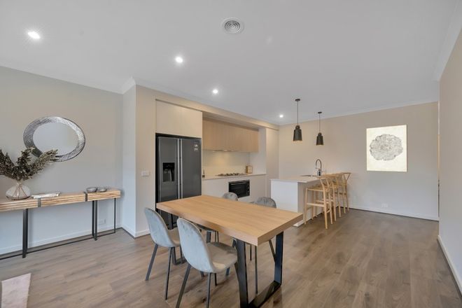 Picture of 16 Surfers Crescent, CARRUM DOWNS VIC 3201