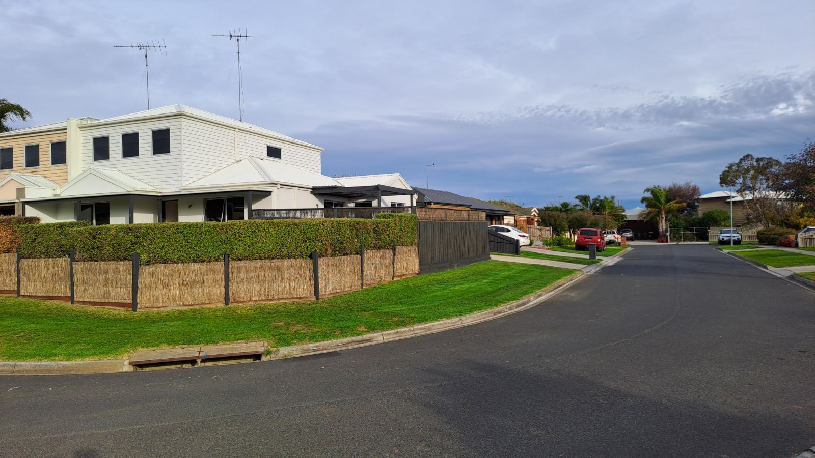3 bedrooms Townhouse in 3 Dylan Place LEOPOLD VIC, 3224