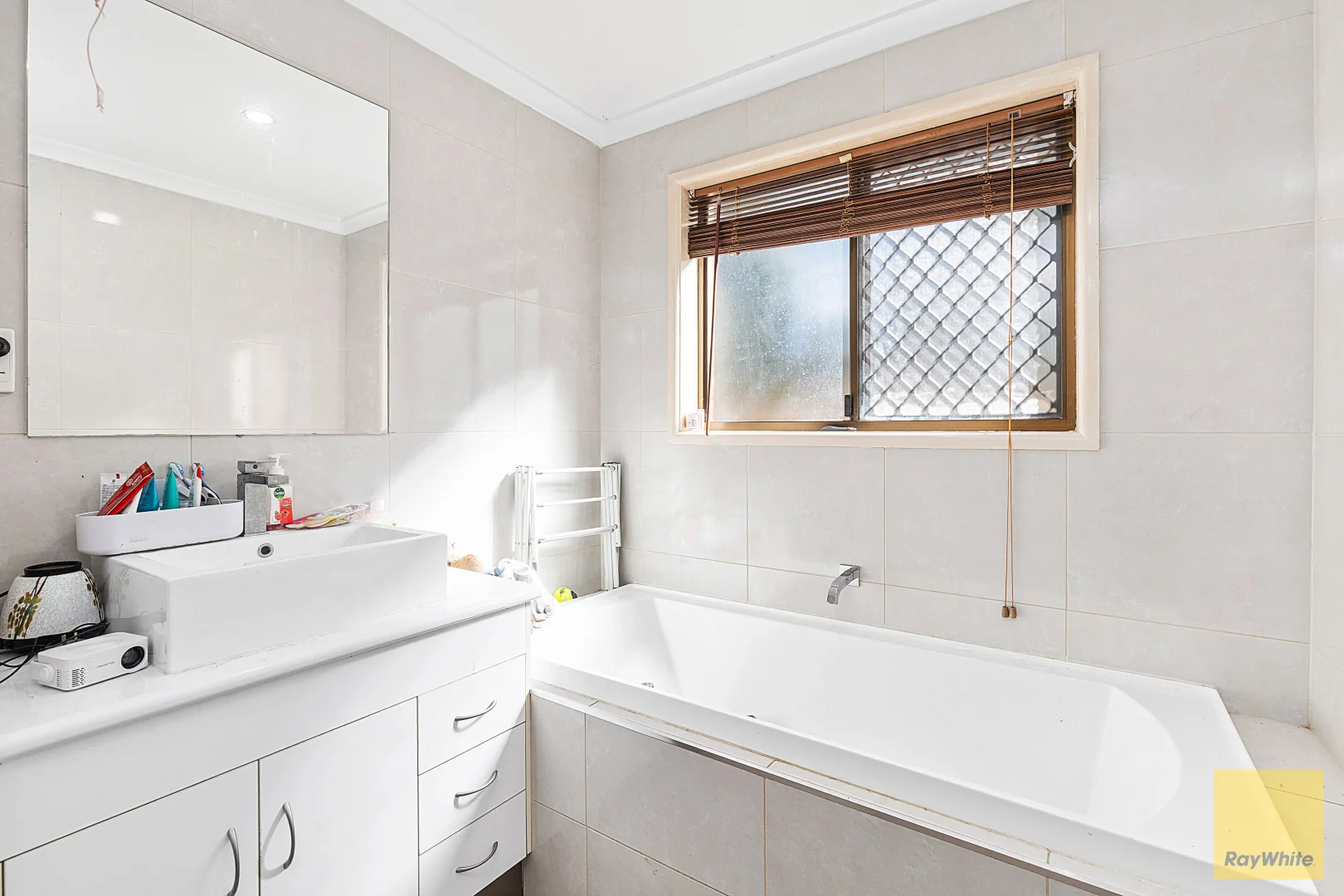 Additional image 10 of 4 Andrew Place, Emerald QLD 4720