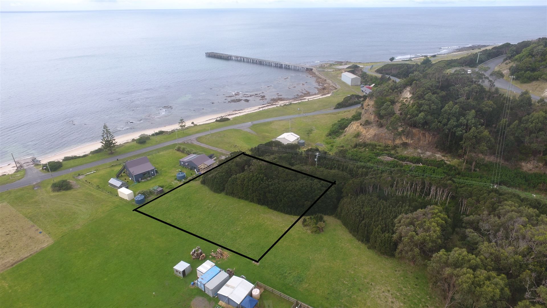 3 The Esplanade, Naracoopa TAS 7256, Image 2