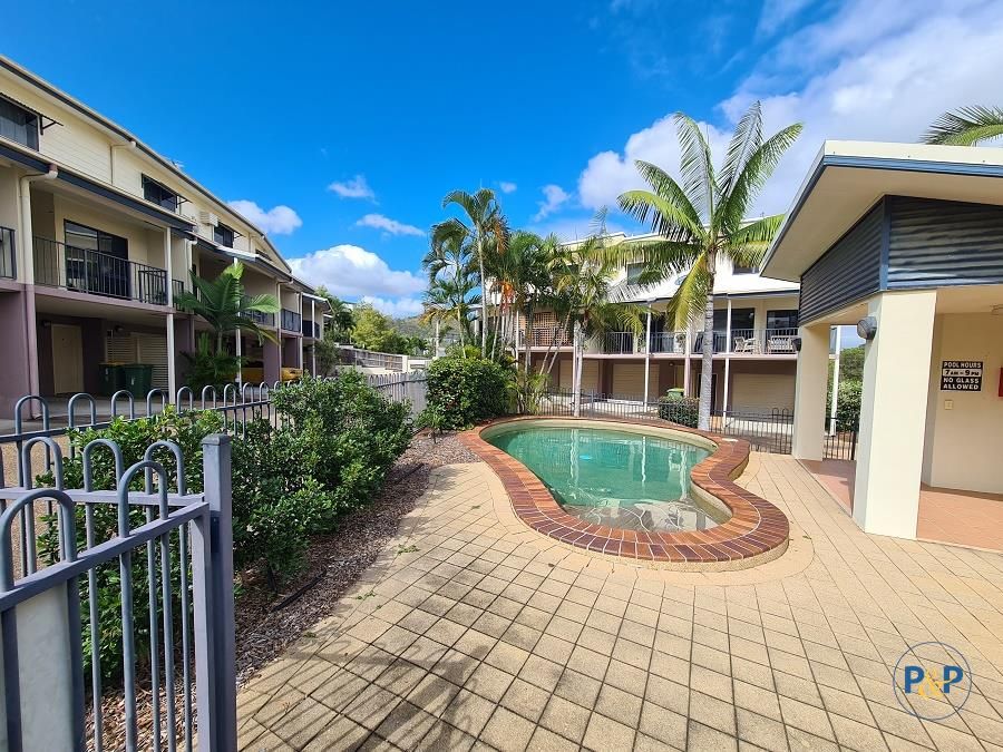2 bedrooms Apartment / Unit / Flat in 1/269 Riverside Boulevard DOUGLAS QLD, 4354