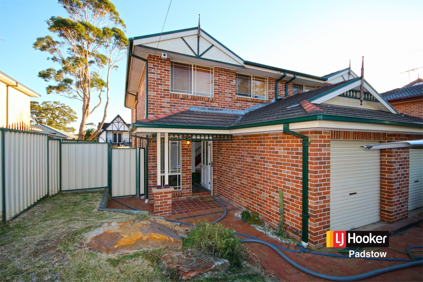 1/674A Henry Lawson Drive, East Hills NSW 2213, Image 0