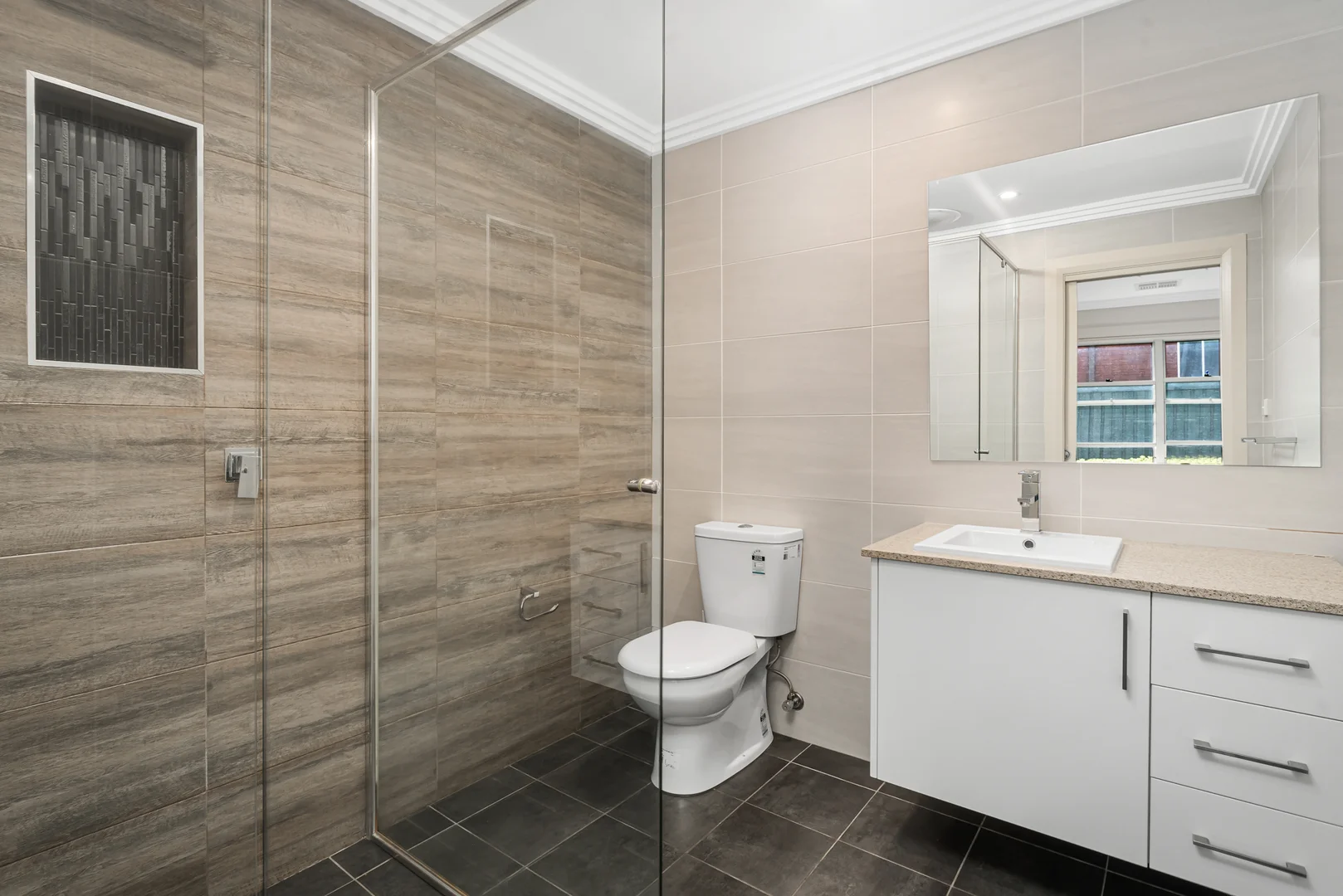 Additional image 8 of 1/135 Oxford Street, Cambridge Park NSW 2747