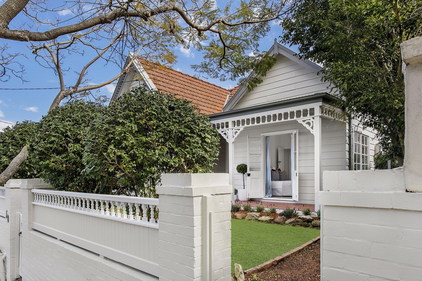 3 bedrooms House in 50 Murdoch Street CREMORNE NSW, 2090