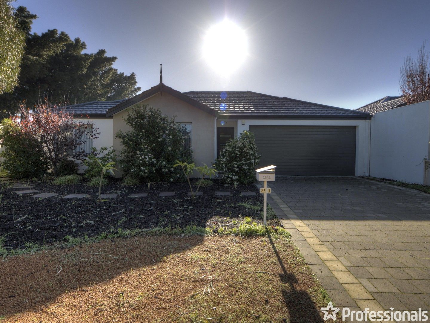 3 bedrooms House in 1/25 Abercorn Road FORRESTFIELD WA, 6058