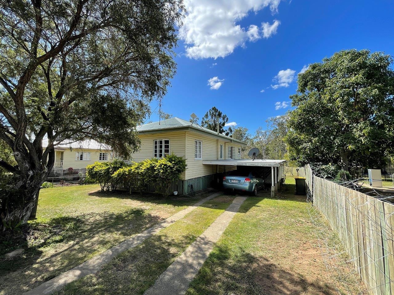 3 bedrooms Rural in 24 Elliott Street GIN GIN QLD, 4671