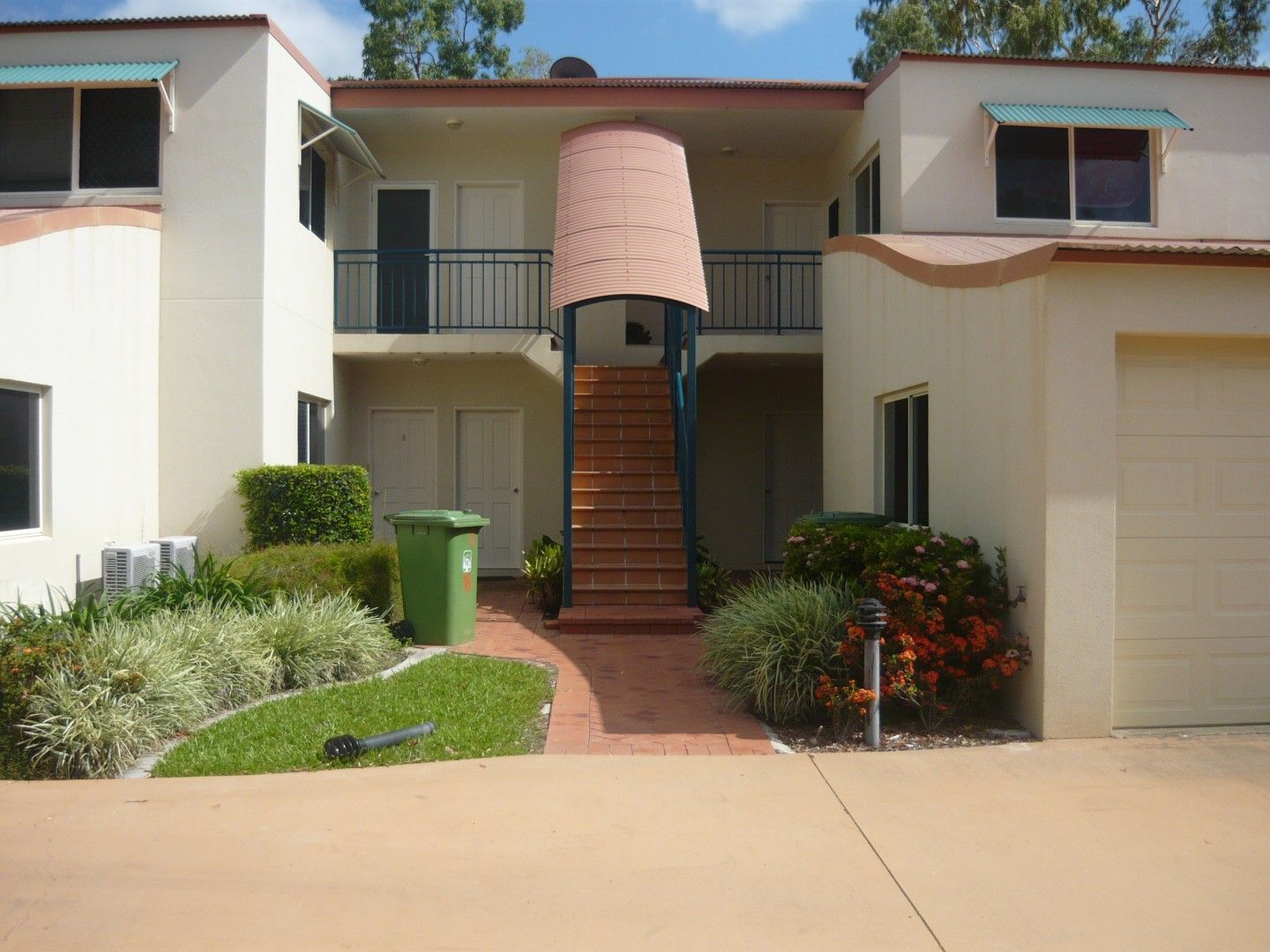 2 bedrooms House in 1/151 Riverside Boulevard DOUGLAS QLD, 4354