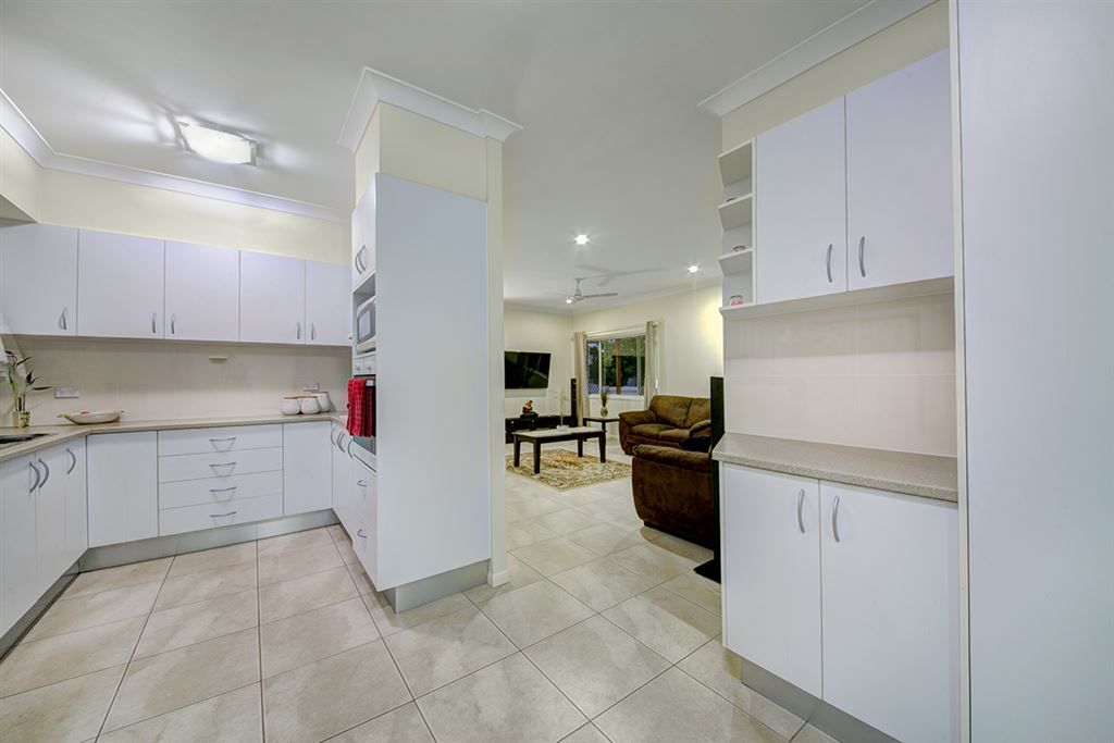 33 Penaton Street, Corinda QLD 4075, Image 2