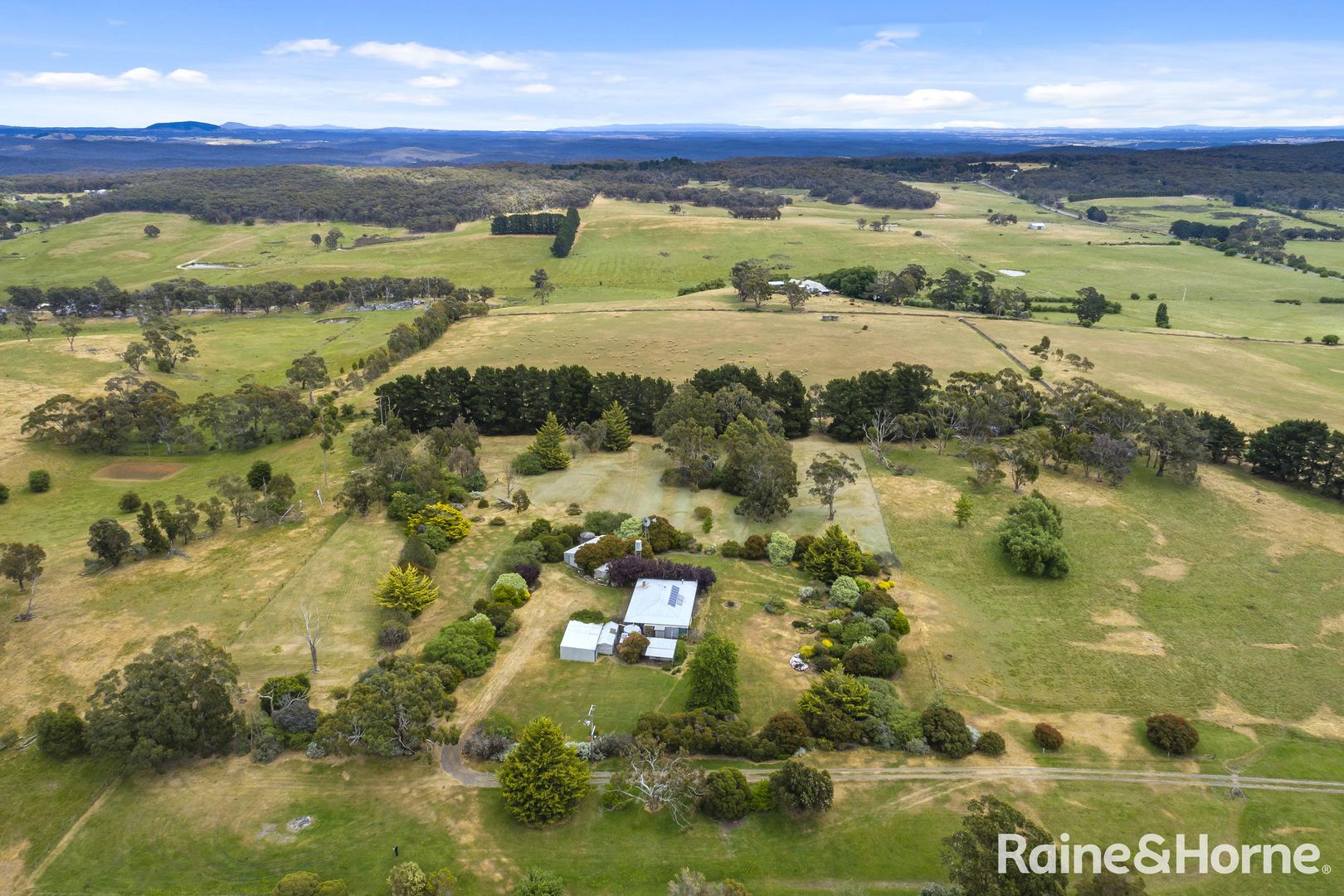 255 Vaughan Springs Road, Drummond North VIC 3446, Image 1