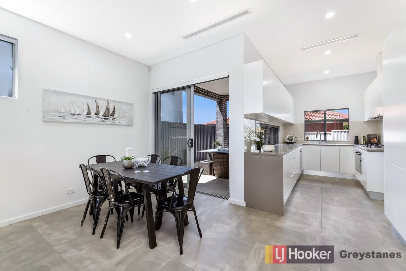 60 Sandra Street, Woodpark NSW 2164, Image 2