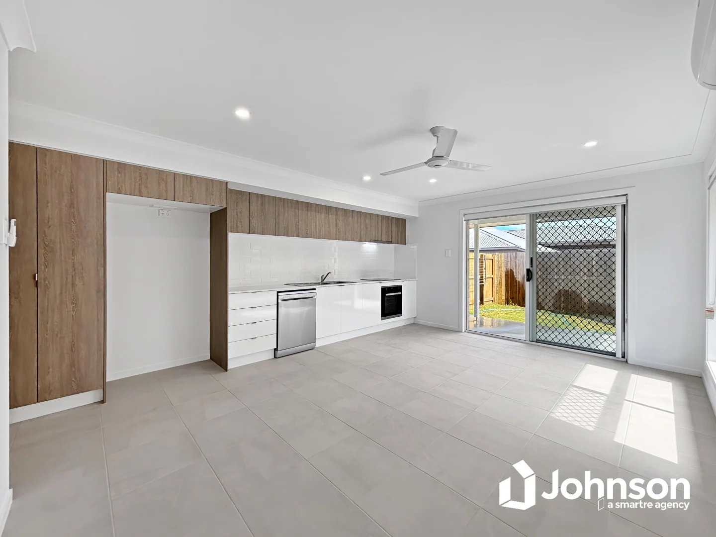 Additional image 2 of 1/1 Lachlan Lane, Hillcrest QLD 4118