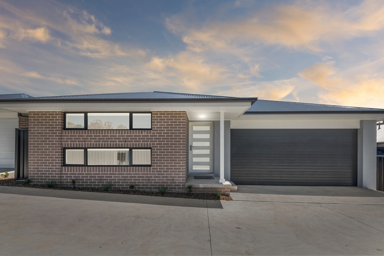 3 bedrooms Townhouse in 29B Miriam Drive ORANGE NSW, 2800