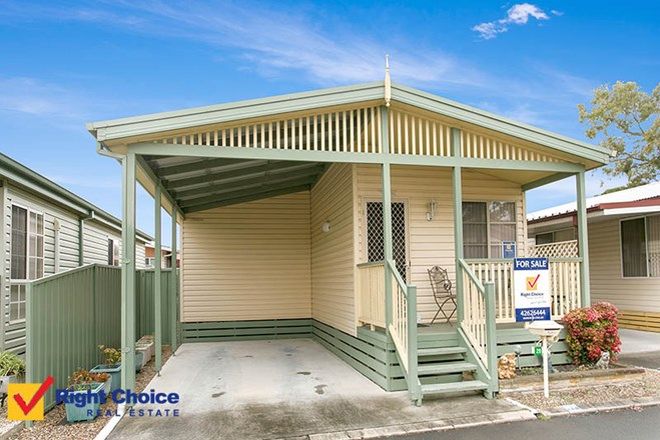 Picture of 28 Willow Tree Avenue, KANAHOOKA NSW 2530