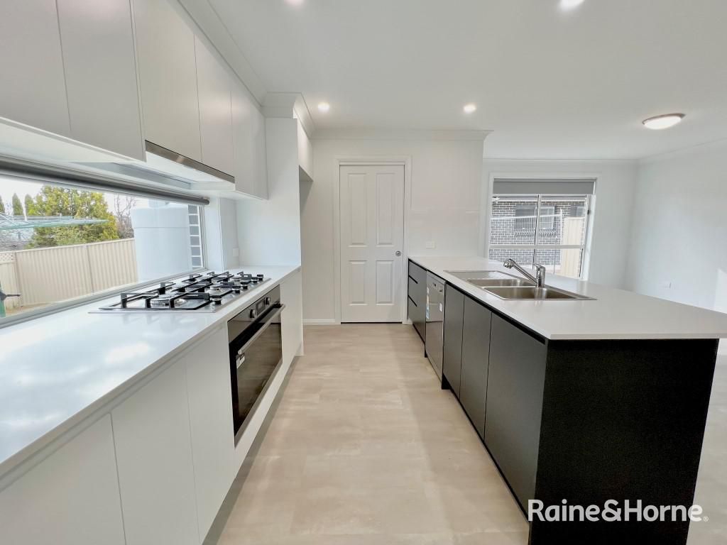 50 Sunbright Road, Kelso NSW 2795 House For Rent 580 Domain