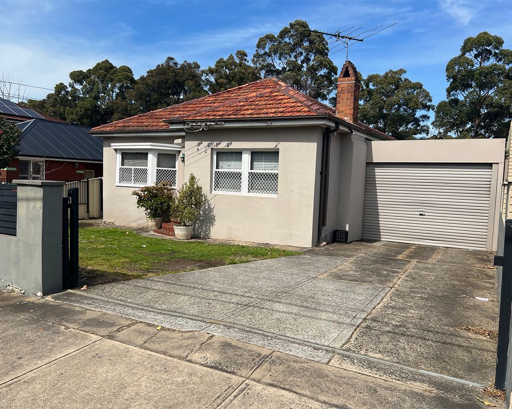 3 bedrooms House in  KINGSGROVE NSW, 2208