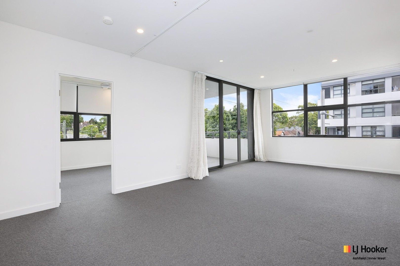 2 bedrooms Apartment / Unit / Flat in 205/7 Rutledge street EASTWOOD NSW, 2122
