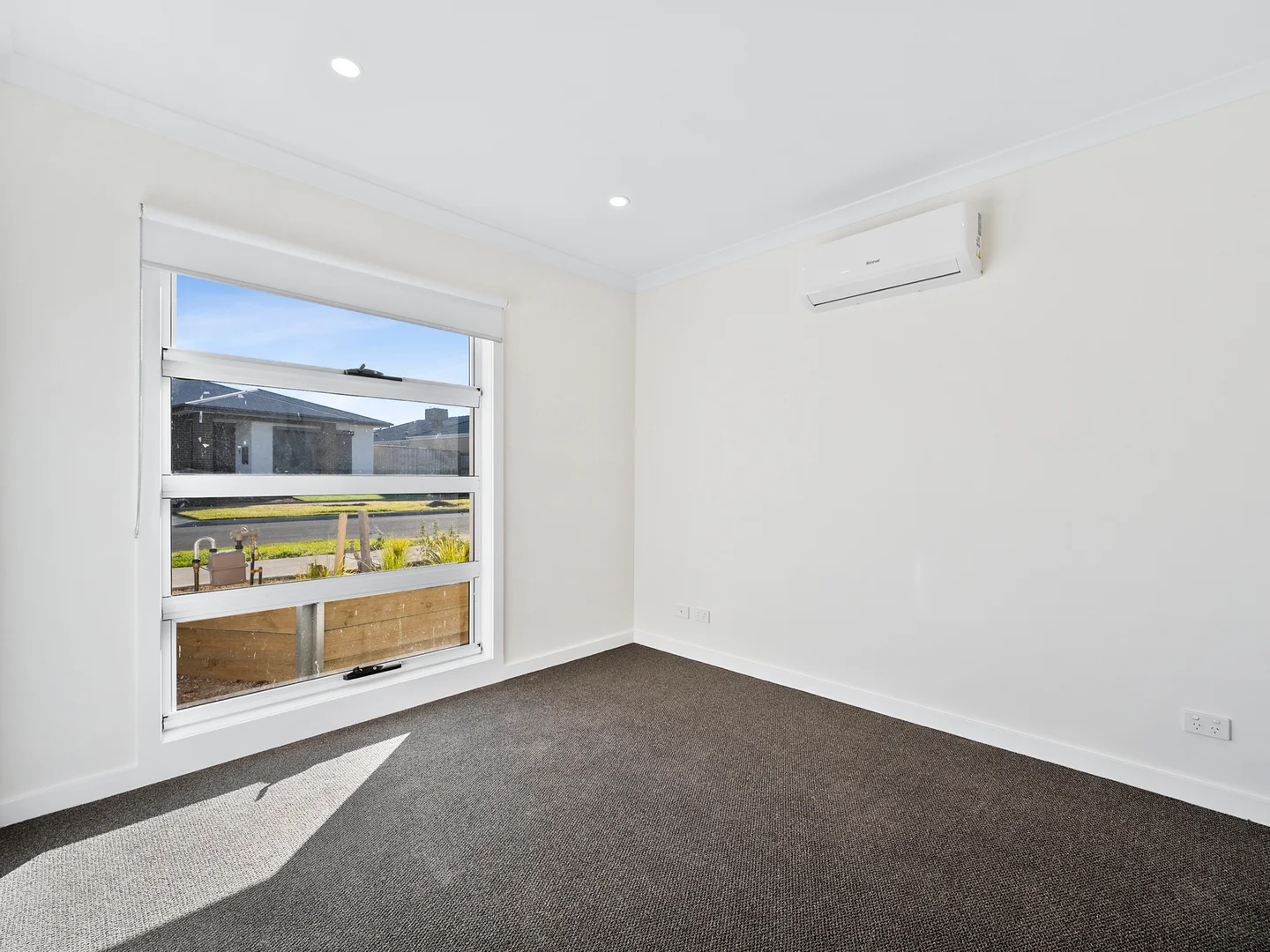 Additional image 6 of 60 Generation Crst, Mambourin VIC 3024