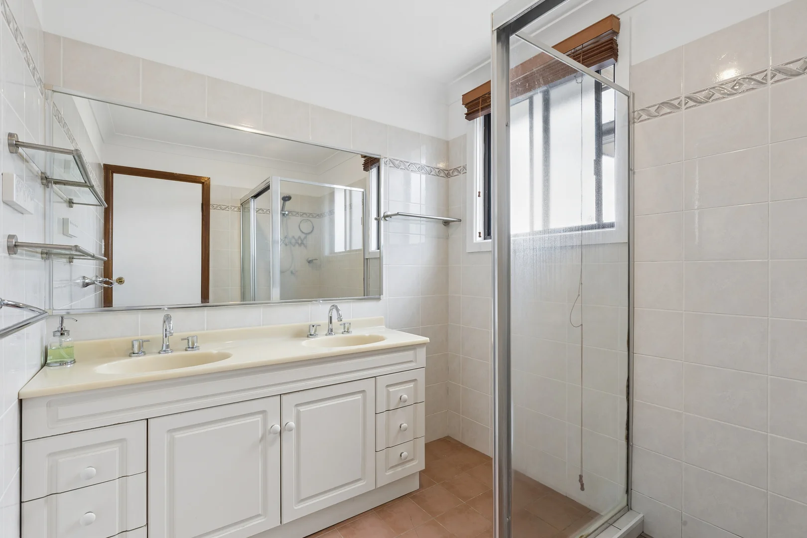 Additional image 10 of 6 Seidel Avenue, Picnic Point NSW 2213