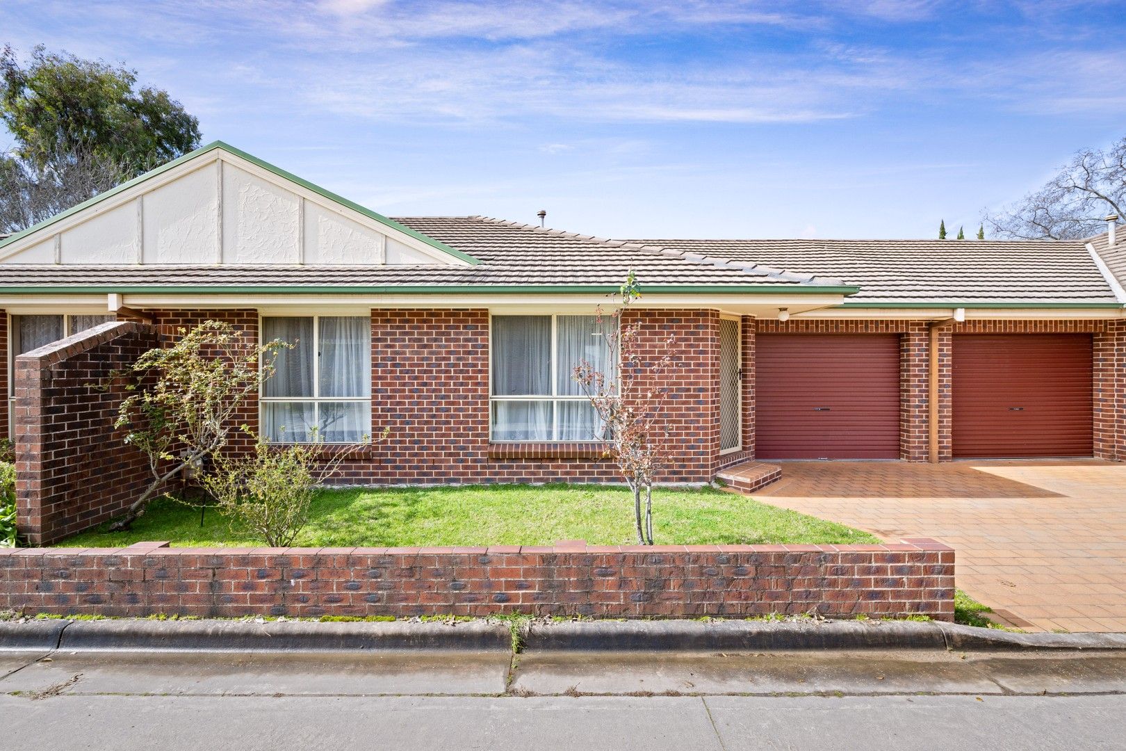 2 bedrooms Apartment / Unit / Flat in 4/636 Stanley Street ALBURY NSW, 2640