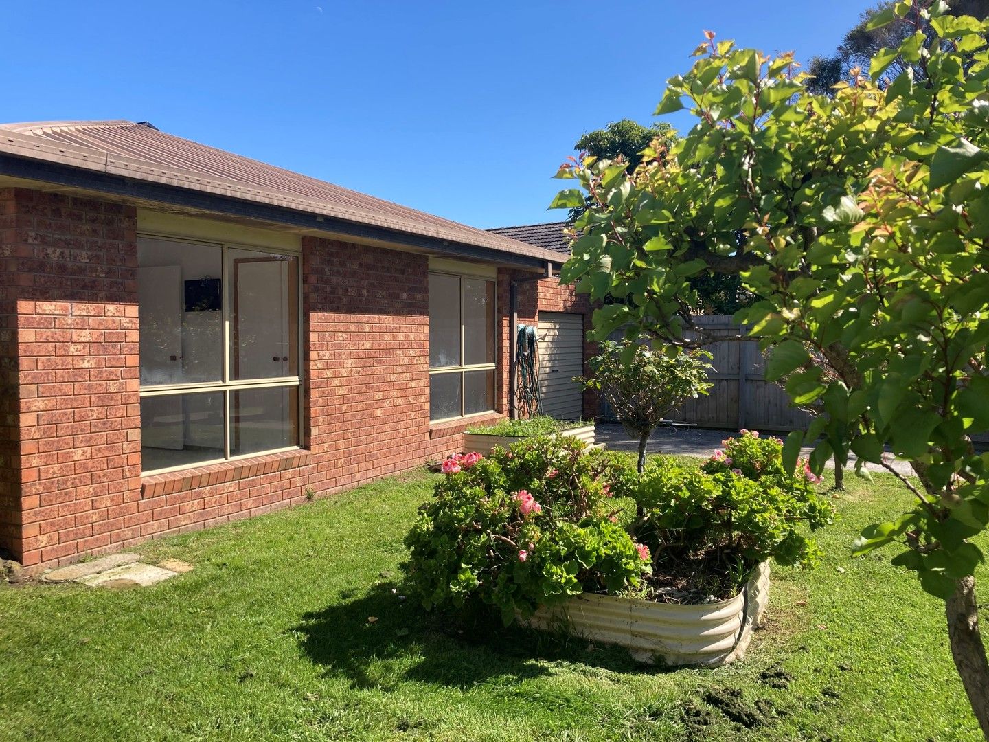 3 bedrooms Apartment / Unit / Flat in 5/5-7 Henty St TORQUAY VIC, 3228