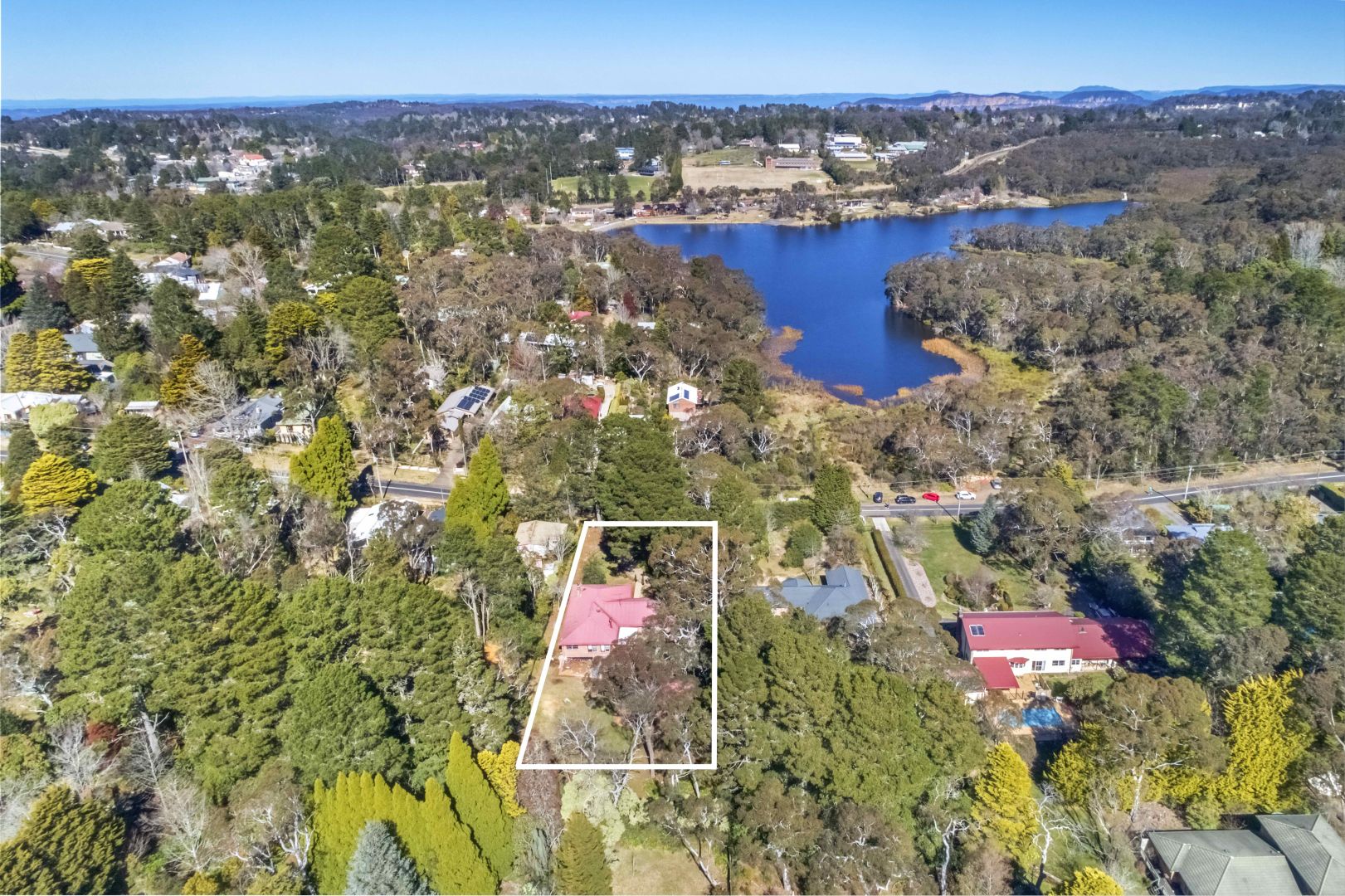 11-15 Waratah Road, Wentworth Falls NSW 2782, Image 2