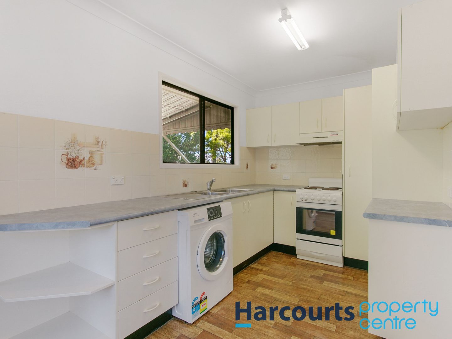 16 Tralee Road, Eagleby QLD 4207, Image 2