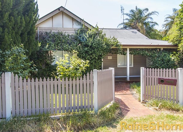 2 Taylor Street, Dubbo NSW 2830