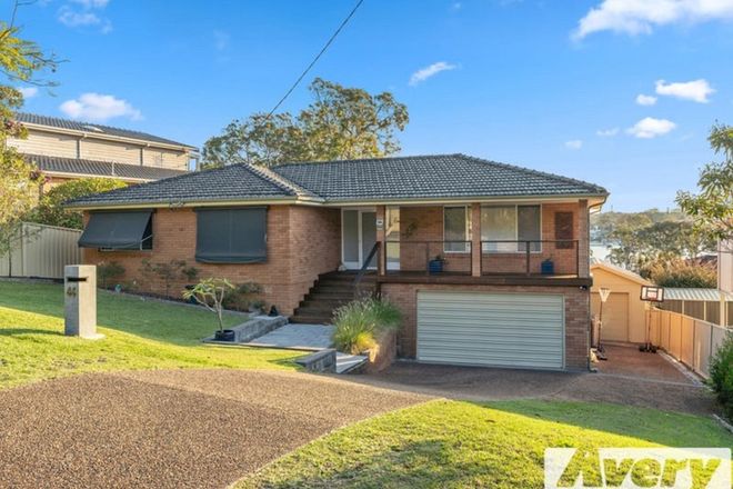 Picture of 44 Alkrington Avenue, FISHING POINT NSW 2283