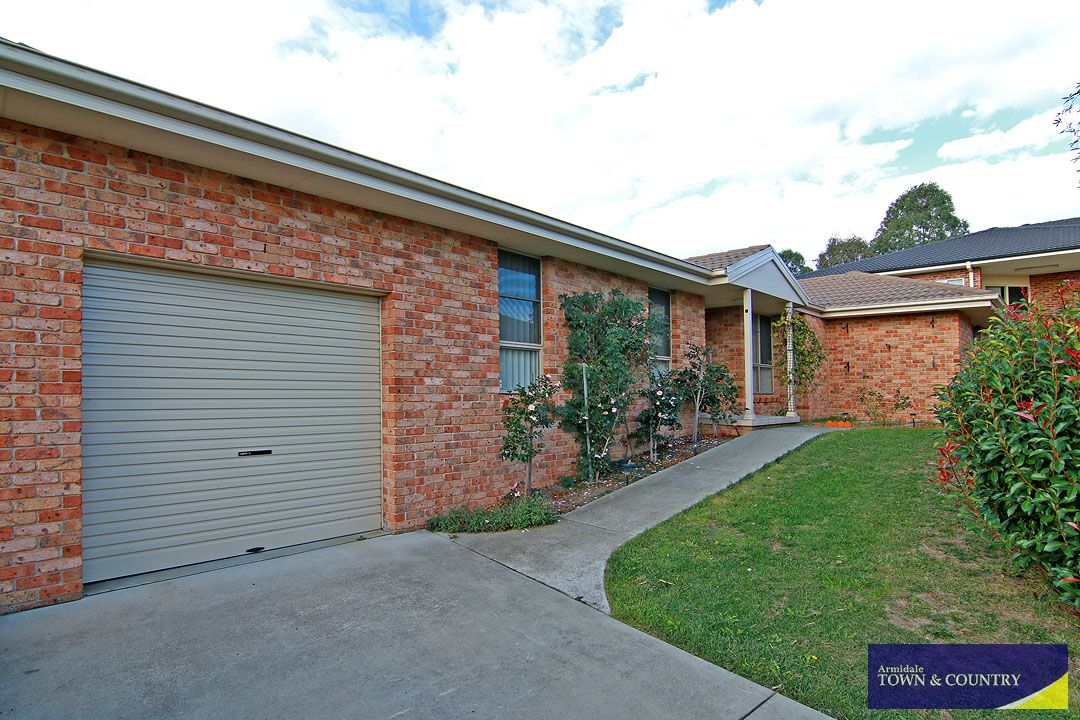 2/13 Amber Close, Armidale NSW 2350, Image 2