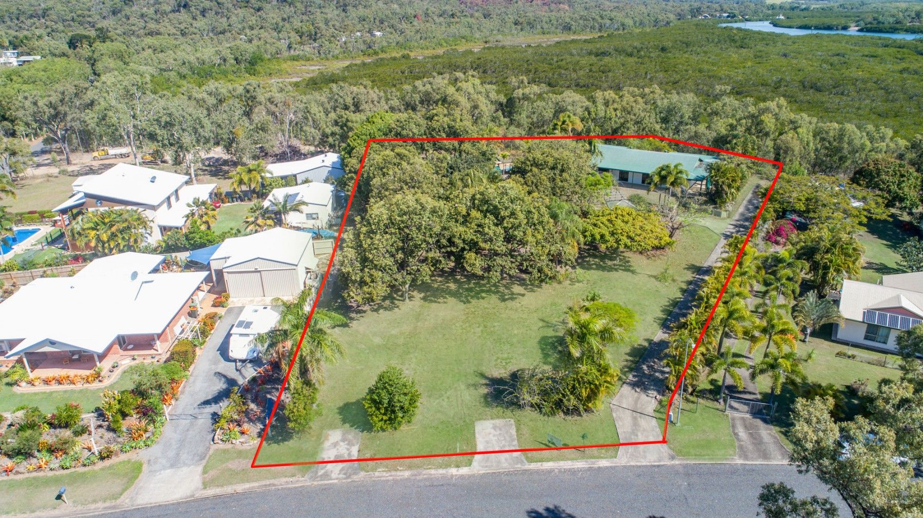 3 Blue Beach Boulevard, Haliday Bay QLD 4740, Image 2