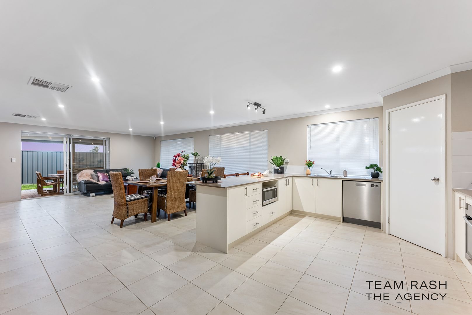 2 Hilliger Turn, Jane Brook WA 6056, Image 2