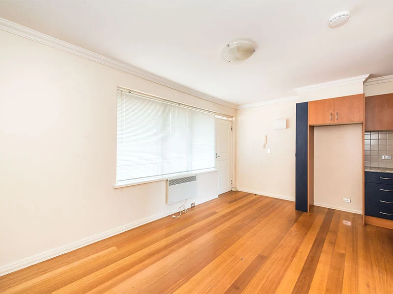 4/9 Robert Street, Elwood VIC 3184