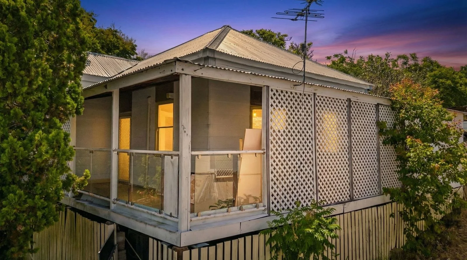 25 Hall Street, Mount Morgan QLD 4714