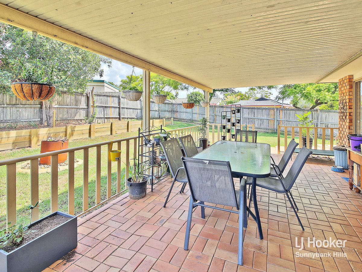 2 Barcoo Street, Hillcrest QLD 4118, Image 2