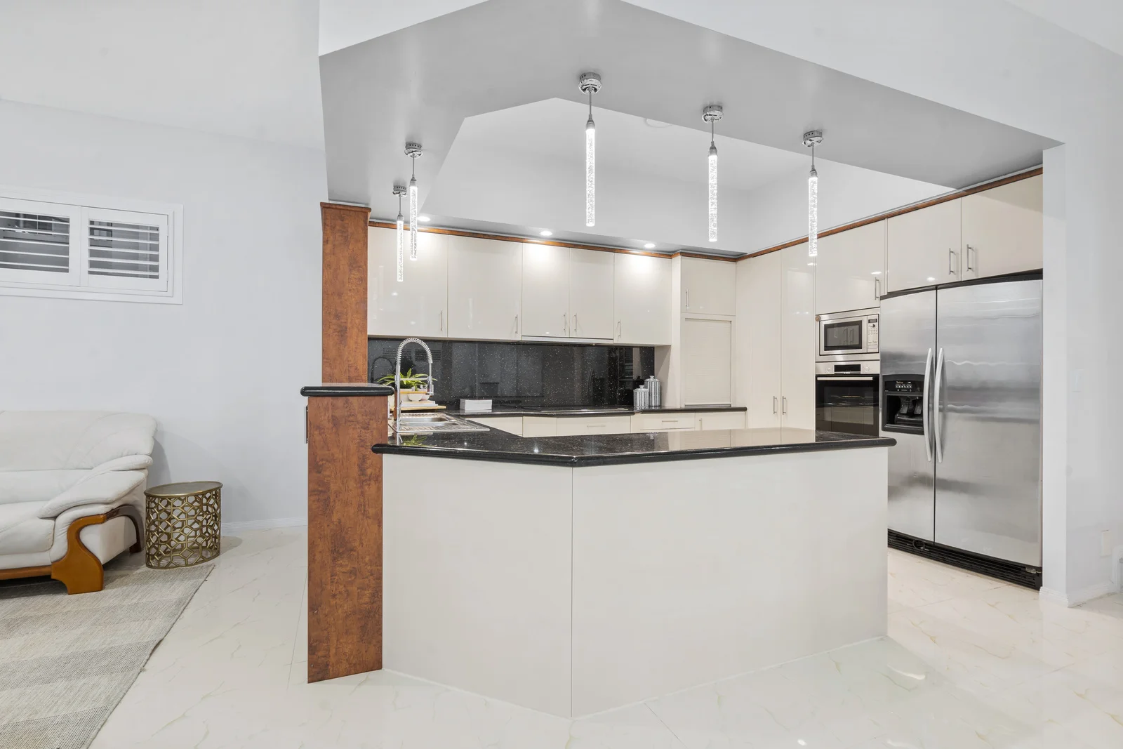 Additional image 16 of 74 Sir Bruce Small Boulevard, Benowa Waters QLD 4217