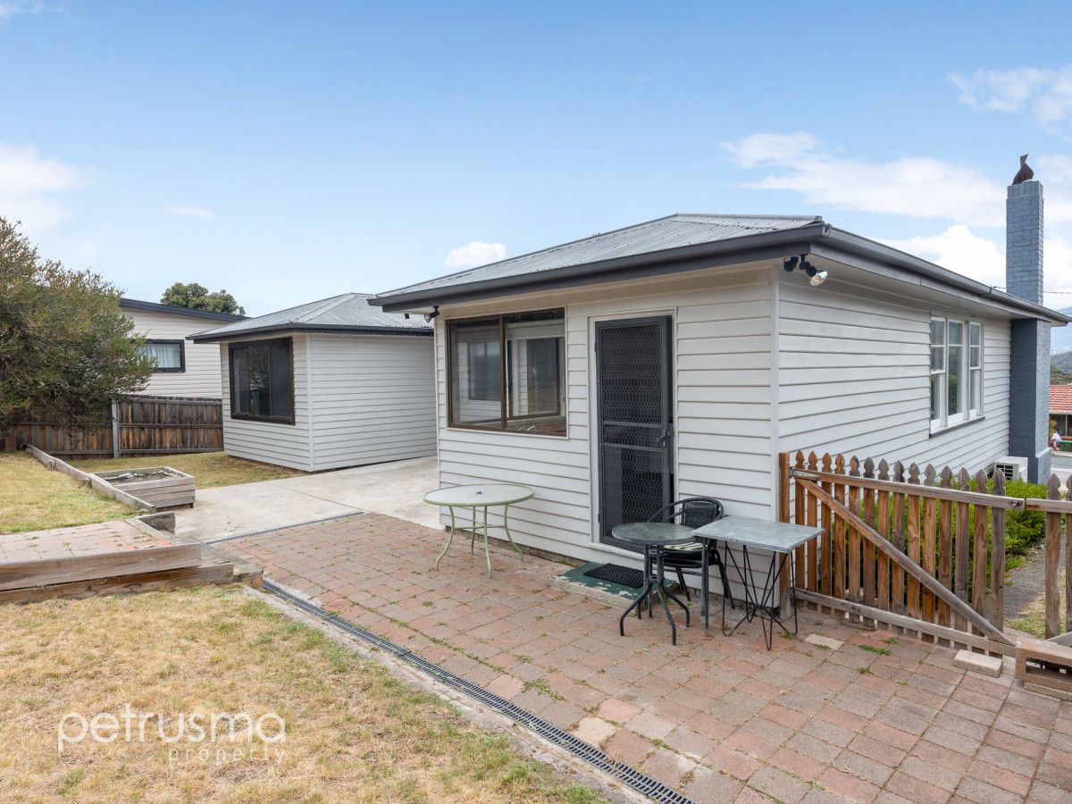 6 Kenton Road, Geilston Bay TAS 7015, Image 1