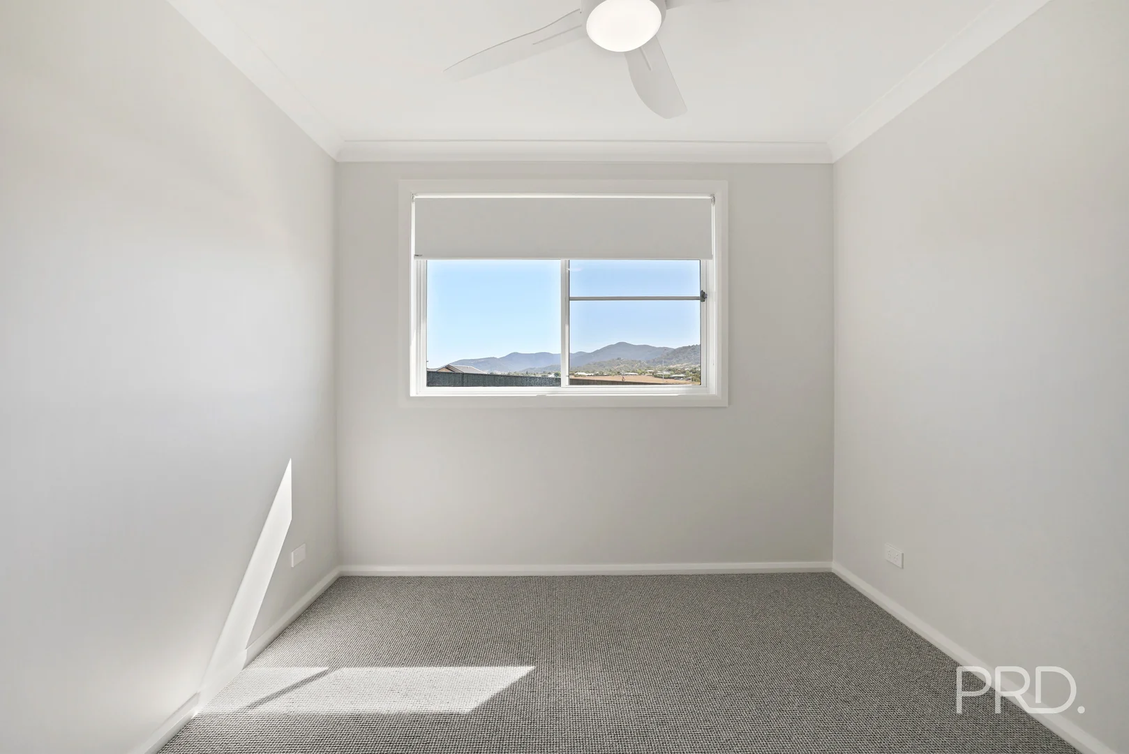 Additional image 22 of 8 Crested Avenue, Tamworth NSW 2340