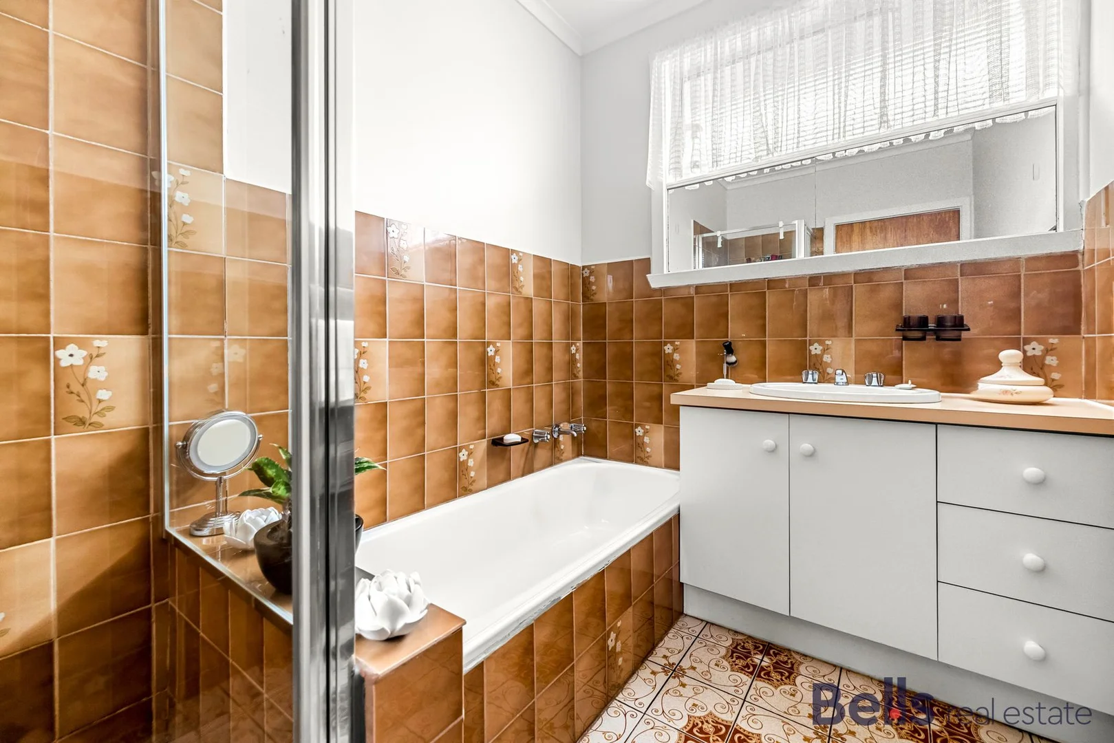 Additional image 10 of 256 Furlong Road, St Albans VIC 3021