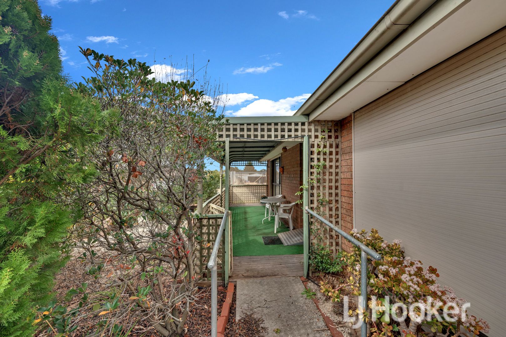 30 Nimmo Crescent, Kurunjang VIC 3337, Image 2