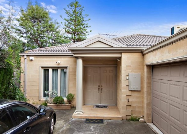 2/15 Winston Drive, Caulfield South VIC 3162