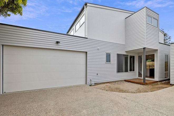 Picture of 3/60 Geelong Road, TORQUAY VIC 3228