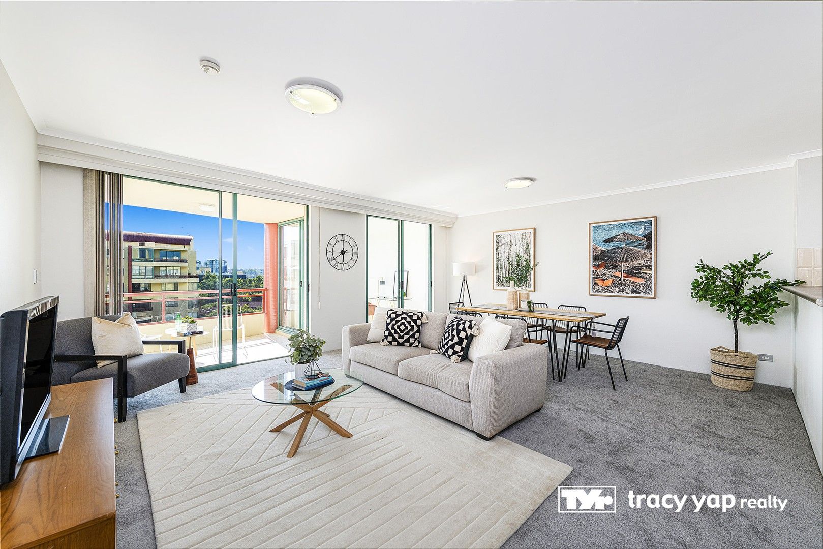 2 bedrooms Apartment / Unit / Flat in 87/1-15 Fontenoy Road MACQUARIE PARK NSW, 2113