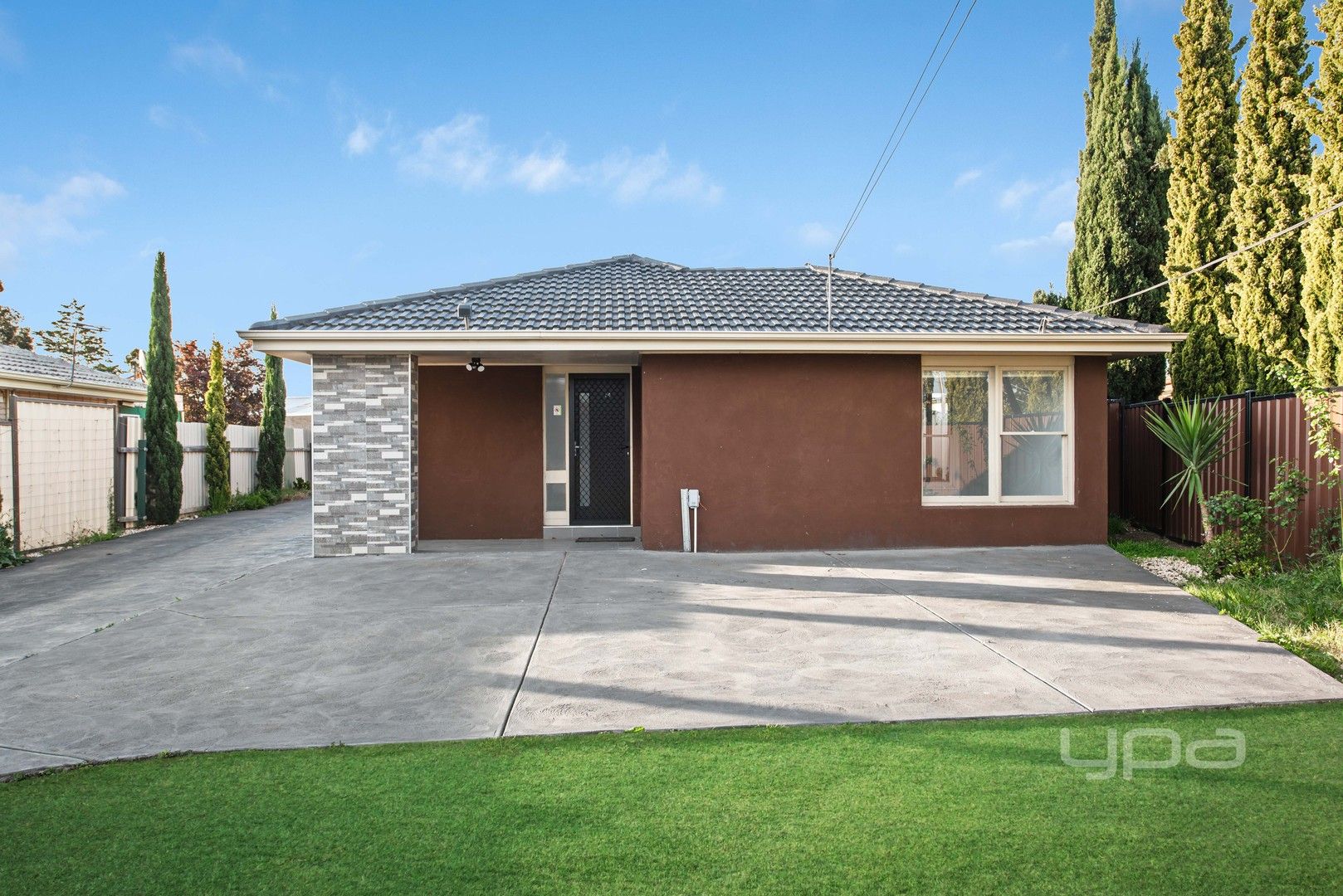 14 Inverleigh Court, Meadow Heights VIC 3048, Image 0