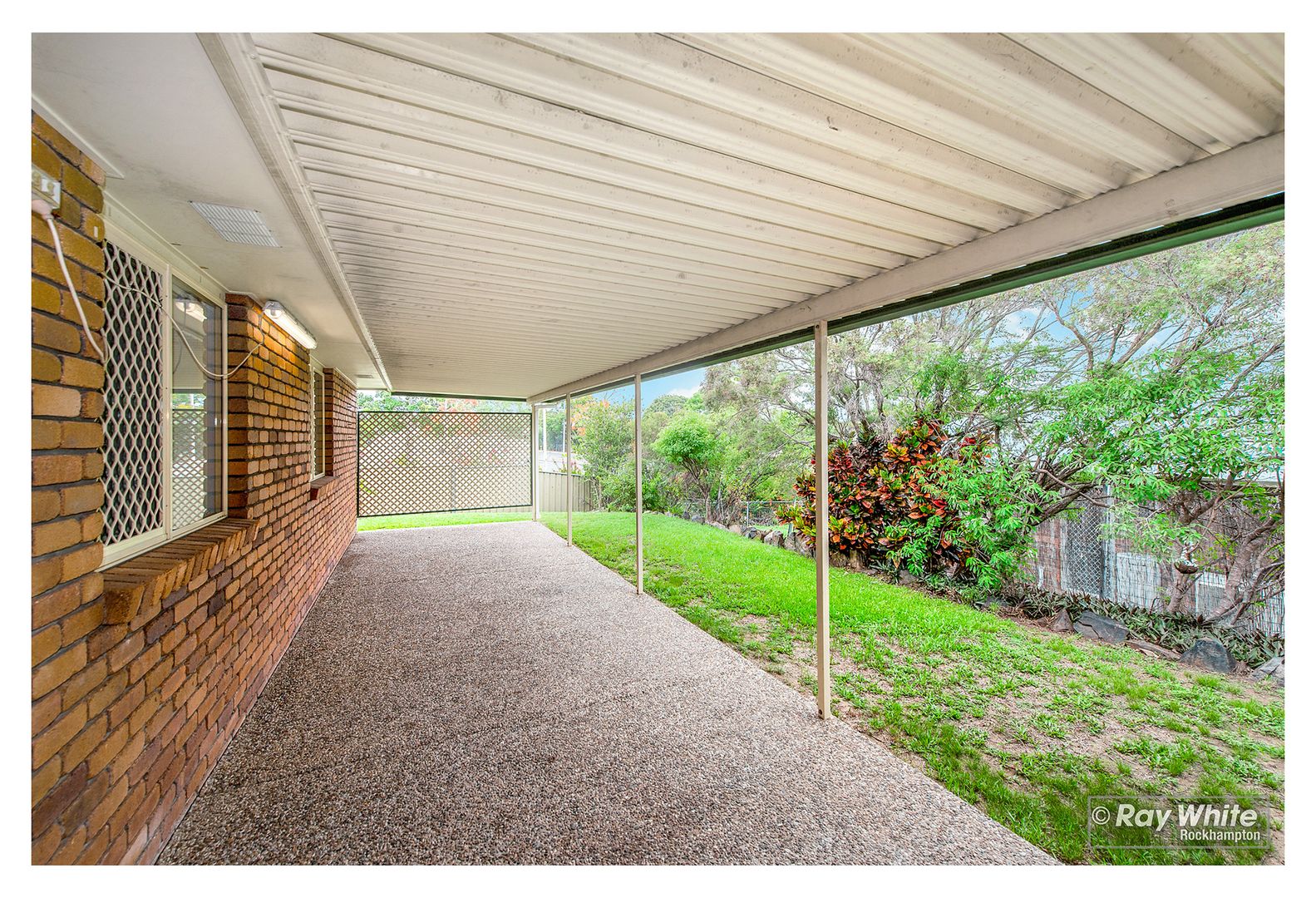 2 Wafer Court, Norman Gardens QLD 4701, Image 2