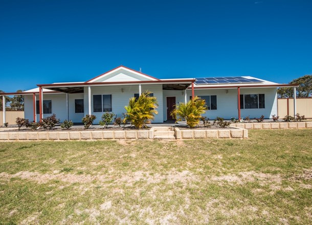 4 Bayliss Road, Dongara WA 6525