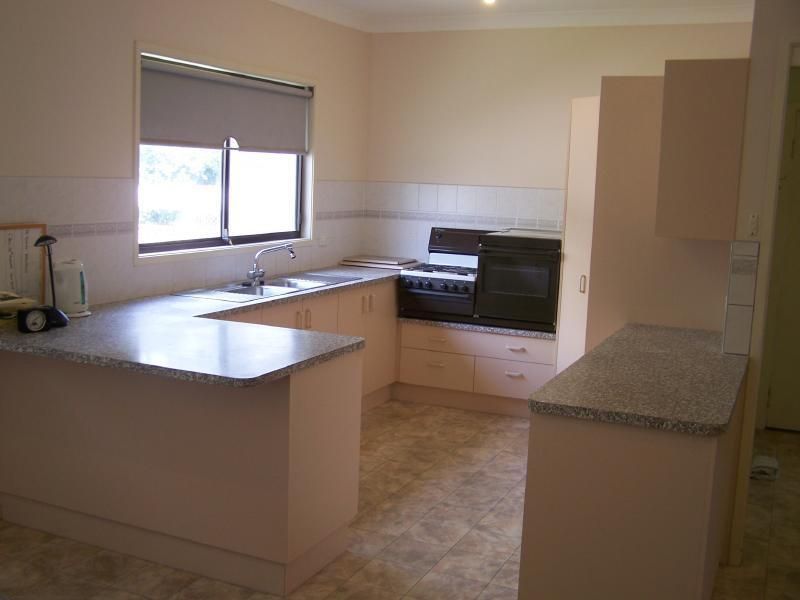 PELAW MAIN NSW 2327, Image 1