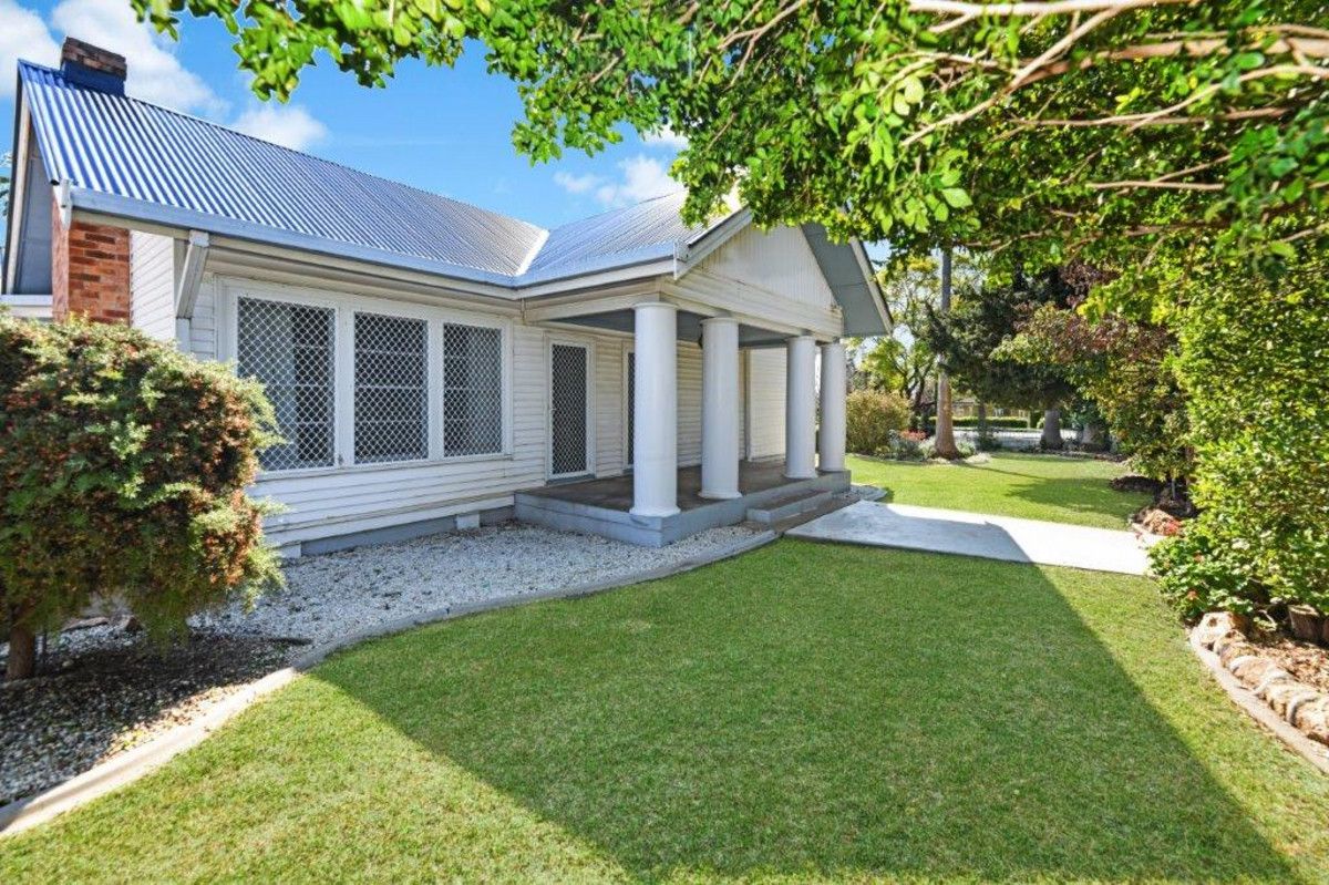 5 bedrooms House in 77 Hunter Street GUNNEDAH NSW, 2380