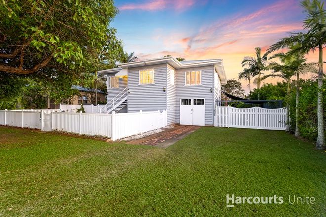 Picture of 23 Collins Street, WOODY POINT QLD 4019