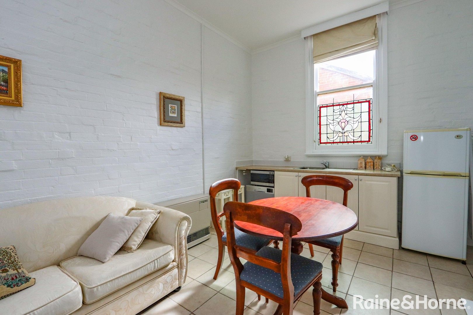 1 bedrooms Apartment / Unit / Flat in A/202 Russell Street BATHURST NSW, 2795
