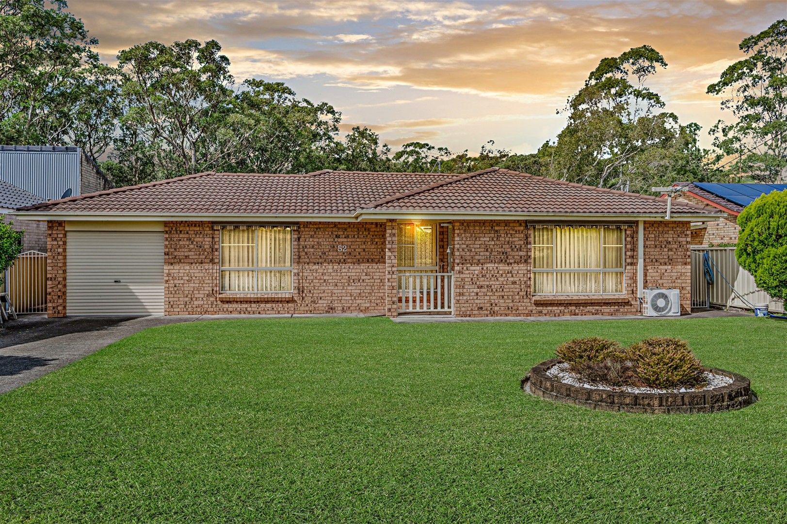 52 Wychewood Avenue, Mallabula NSW 2319, Image 0